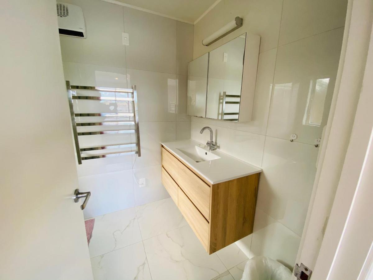 Oakparkvilla Seaviewfamilyroom Kingroom Queenroom-Wifi (Adults Only) Auckland Værelse billede